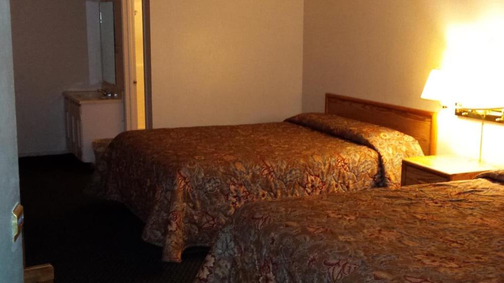 National 9 Inn Tonopah Exterior photo